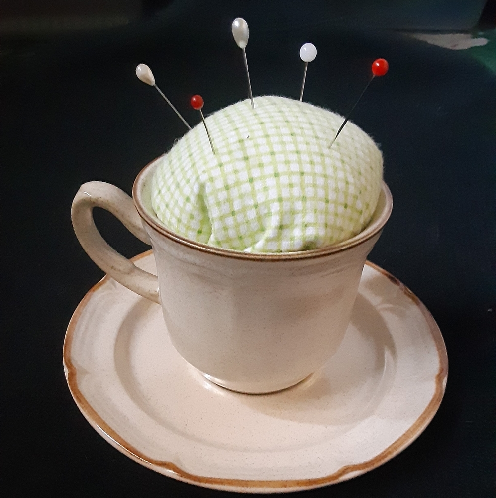 Teacup pin cushion